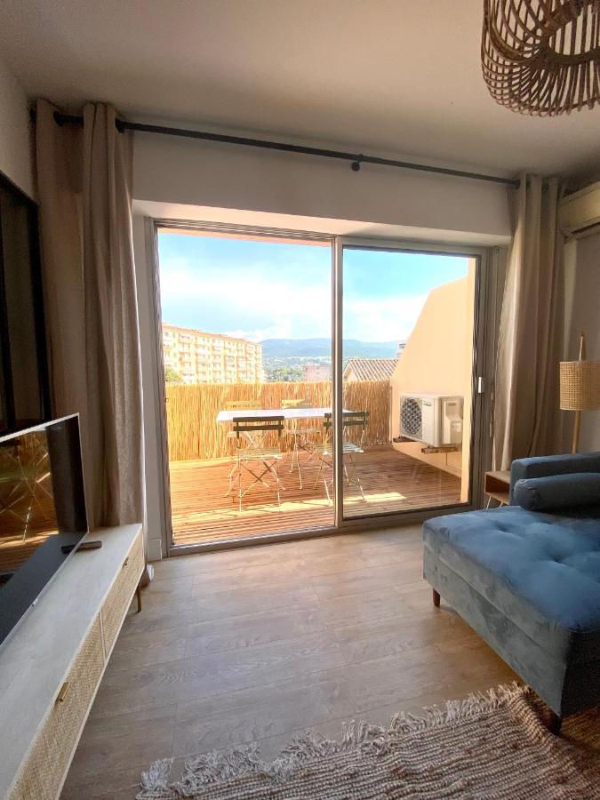 Superbe T2 Equipe Proche Centre Ville Ajaccio Avec Parking Eksteriør bilde